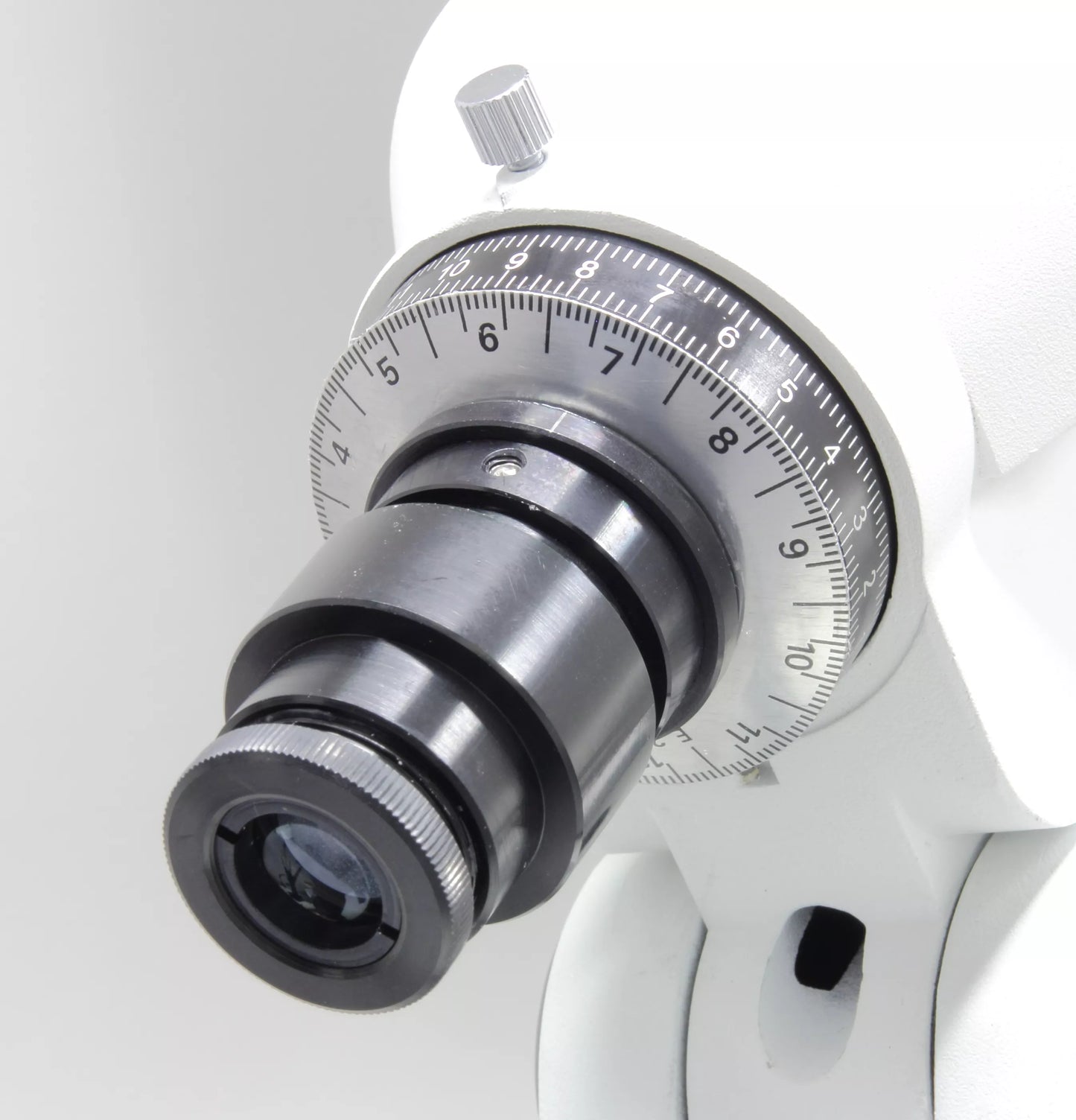 Lunette Bresser Messier AR-152L 152/1200 EXOS 2