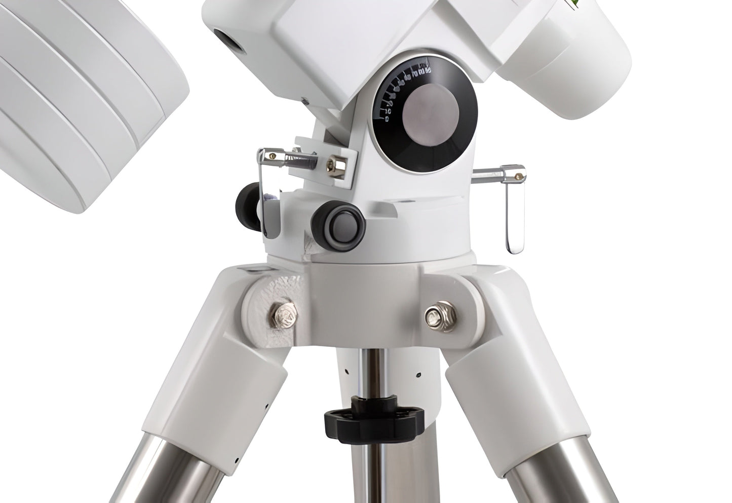 Lunette Sky-Watcher Black Diamond 100ED f/9 sur NEQ5 Pro-Go-To - Sky-Watcher