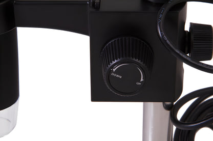 Microscope Numérique USB 5 Mpx 10–300x avec Trépied et Logiciel de Mesure - Levenhuk