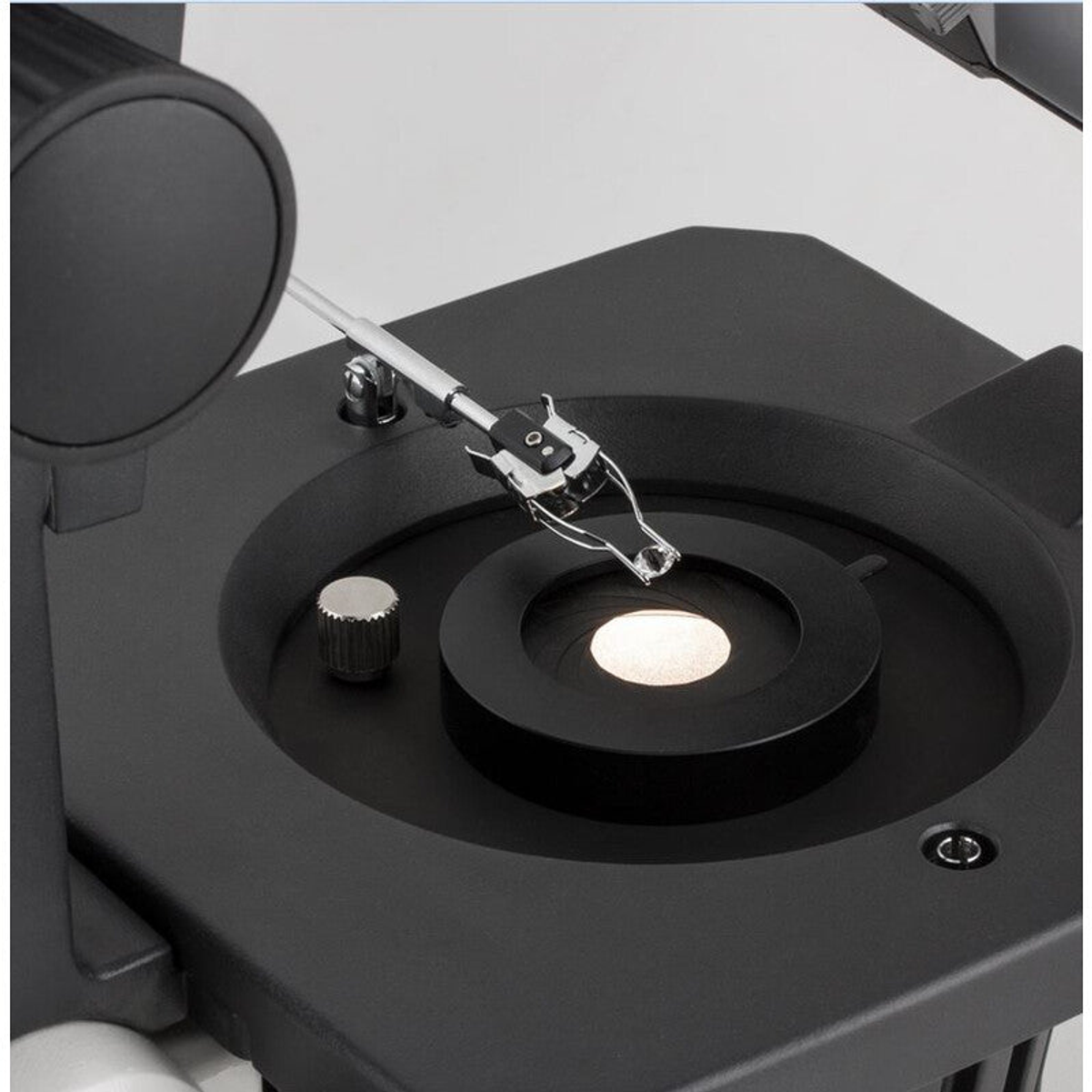 Microscope stéréoscopique binoculaire zoom 7,5-50x pour gemmologie - Motic