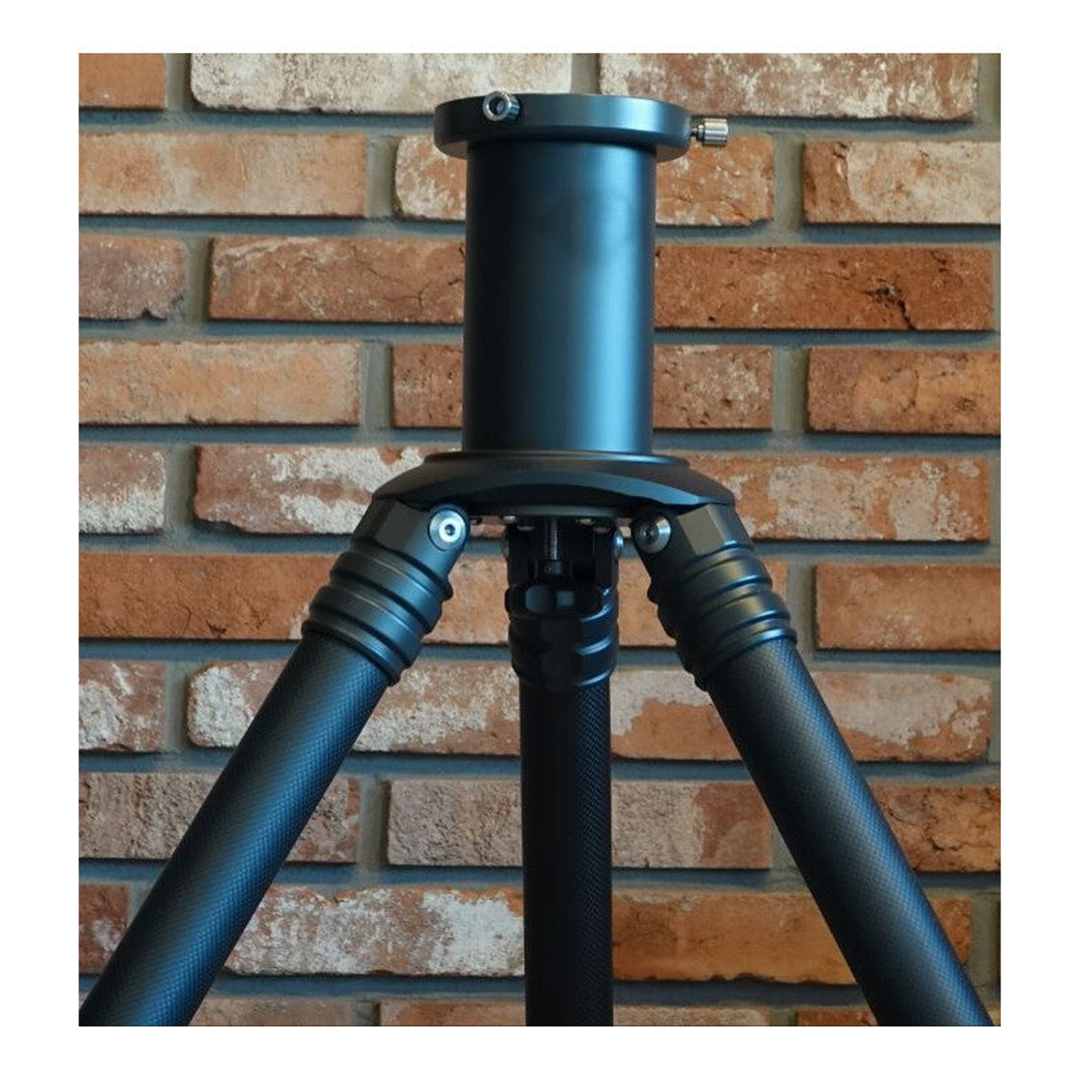 Trépied carbone CYG48PRDL avec demi-colonne pour RST-135 et RST-300 - Rainbow Astro