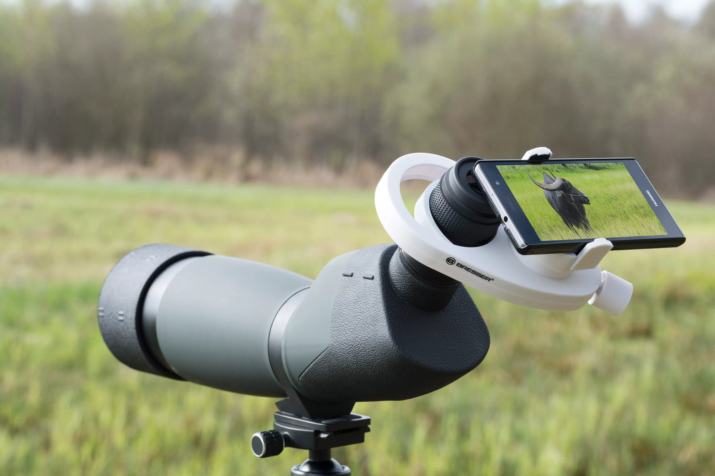 Adaptateur universel pour smartphone BRESSER