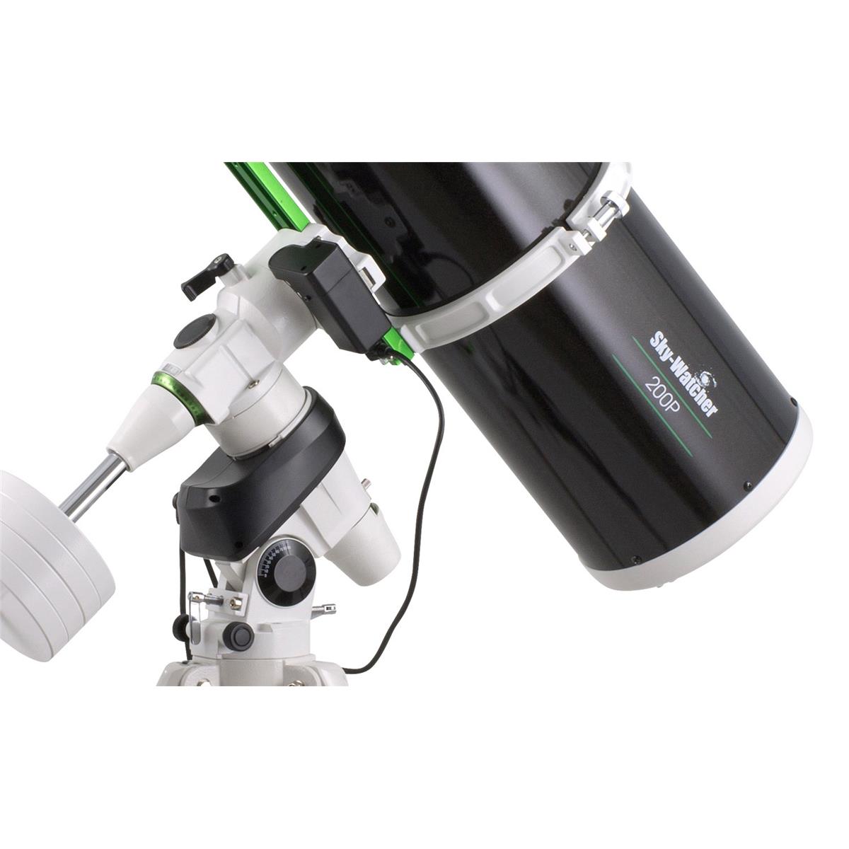 Teleskop Newton Sky-Watcher 200mm f/5 på NEQ5 motoriseret dobbel-akse