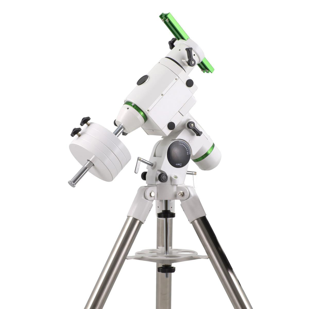 Luneta Sky-Watcher Black Diamond 120ED f/7.5 na Montagem HEQ5 Pro Go-To