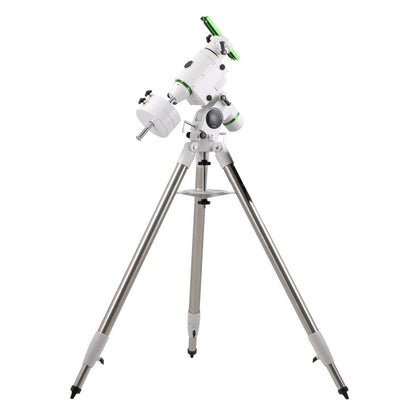 Luneta Sky-Watcher Black Diamond 120ED f/7.5 na Montagem HEQ5 Pro Go-To
