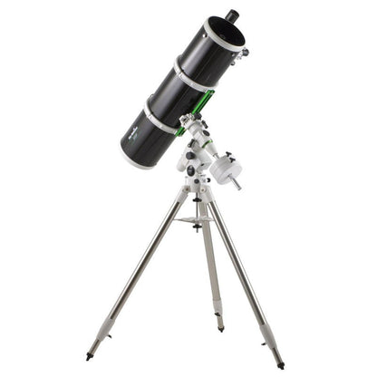 Télescope Newton Sky-Watcher 200mm f/5 sur NEQ5 Pro Go-To - Black Diamond Sky-Watcher